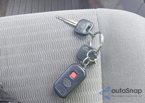 2005 Toyota Camry Le z USA, uszkodzony, nr VIN 4T1BE30K85U532198